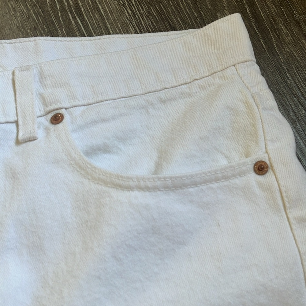 Levi’s - Picture 3 of 15